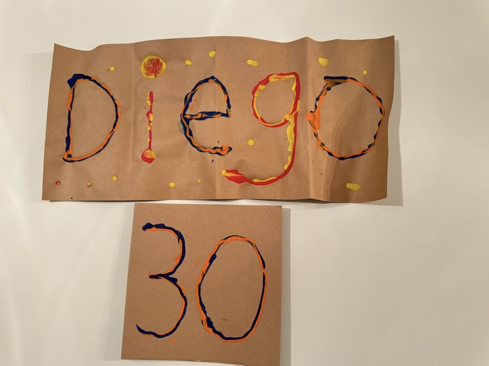 Sign reading "Diego 30"